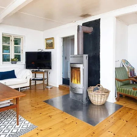 5 Person In Holiday home *